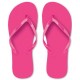 Paire de tongs de plage en plastique rose